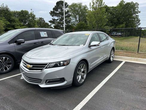Used 2016 Chevrolet Impala LTZ FWD image 3