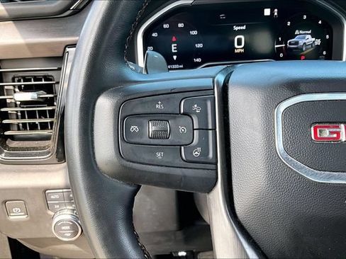 Used 2023 GMC Sierra 1500 AT4 w/ Technology Package AWD/4WD image 12