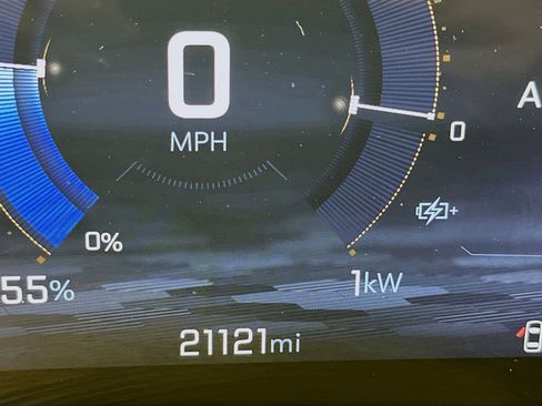 Used 2024 Chevrolet Blazer EV LT image 19