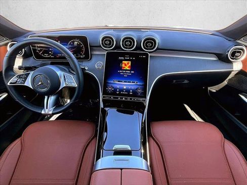 Used 2025 Mercedes-Benz C 300 Sedan image 16