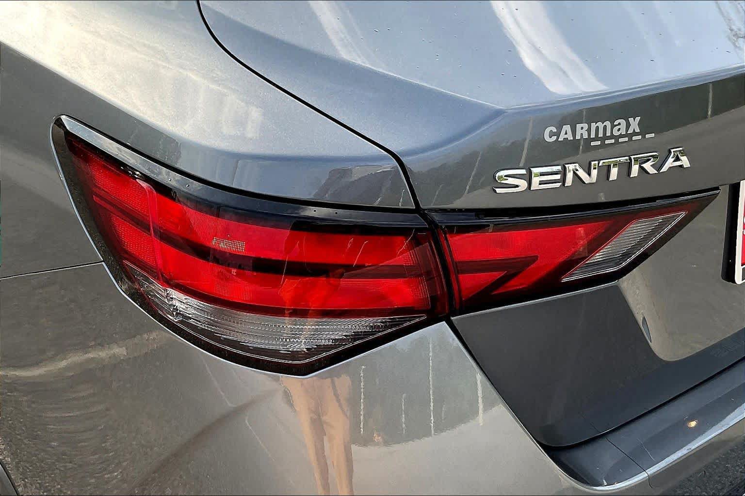 Used 2021 Nissan Sentra SV w/ SV Premium Package FWD image 29