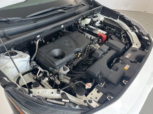 Used 2024 Toyota RAV4 LE AWD/4WD image 11