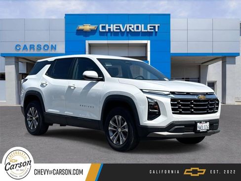 Used 2026 Chevrolet Equinox LT FWD image 1
