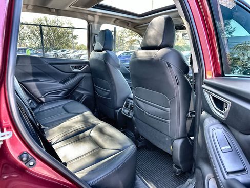 Used 2021 Subaru Forester Touring AWD/4WD image 18