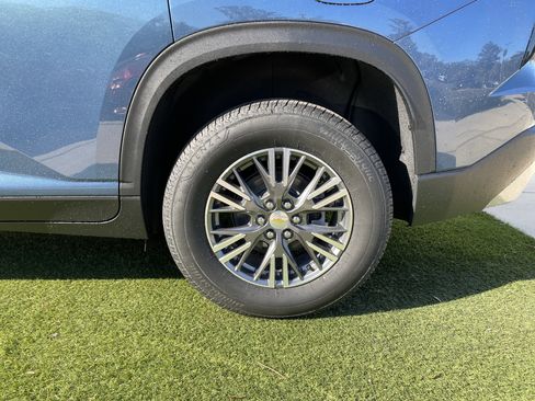 New 2026 Chevrolet Traverse LT image 8