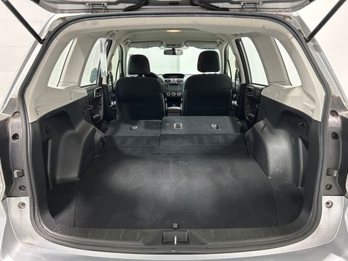 Used 2018 Subaru Forester 2.5i w/ Alloy Wheel Package image 29