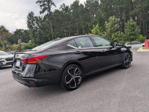 Used 2024 Nissan Altima 2.5 SR FWD image 4