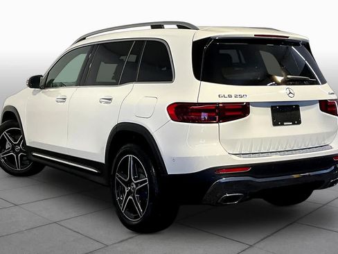 New 2026 Mercedes-Benz GLB 250 4MATIC image 3