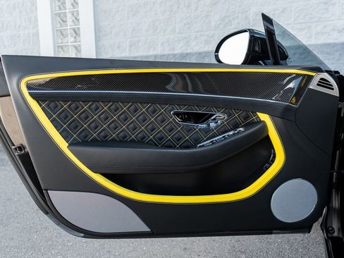 Used 2024 Bentley Continental GT Speed image 24