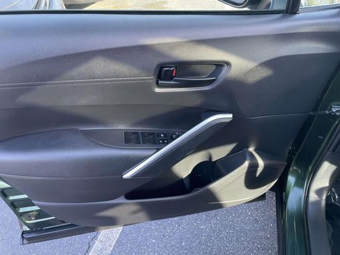 Used 2023 Toyota Corolla Cross LE w/ Moonroof Package FWD image 21