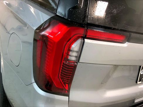 Used 2026 GMC Yukon Denali image 28