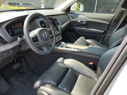 Certified 2023 Volvo XC90 B6 Ultimate w/ Protection Package Premier image 16