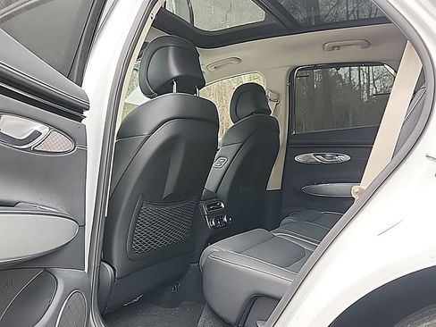 Used 2024 Genesis Electrified GV70 Prestige w/ Prestige Package image 24