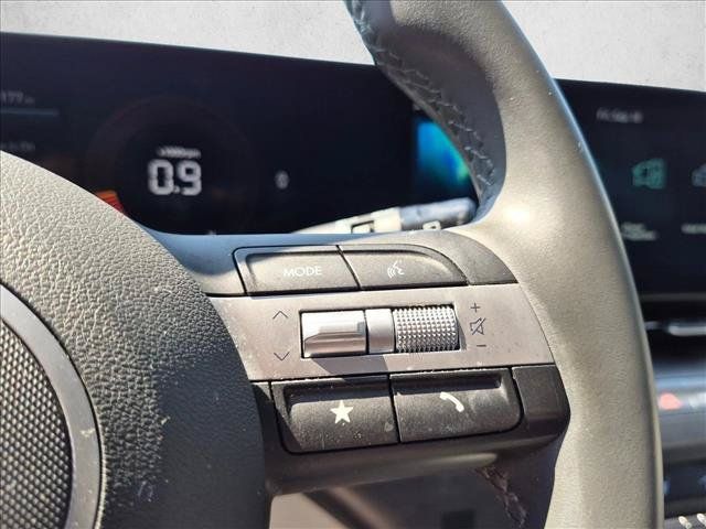 Certified 2024 Hyundai Kona SEL FWD image 25