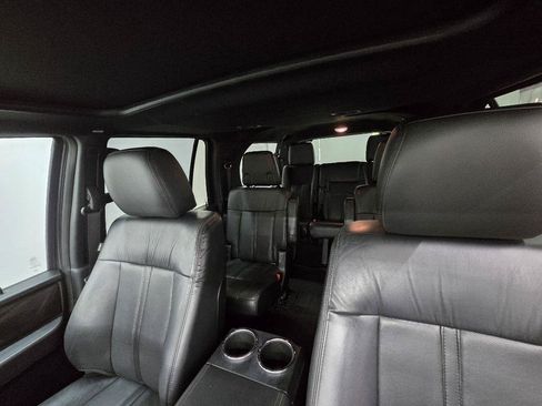 Used 2016 Lincoln Navigator L Reserve RWD image 12