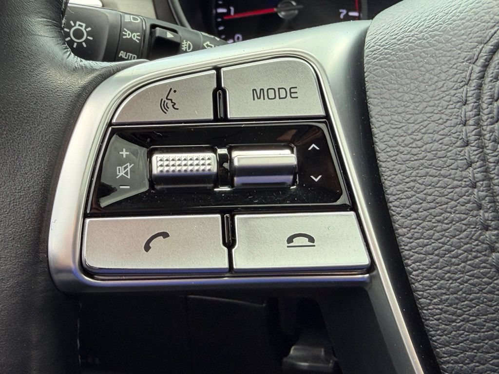 Used 2022 Kia Telluride SX w/ Nightfall Edition Package AWD/4WD image 18