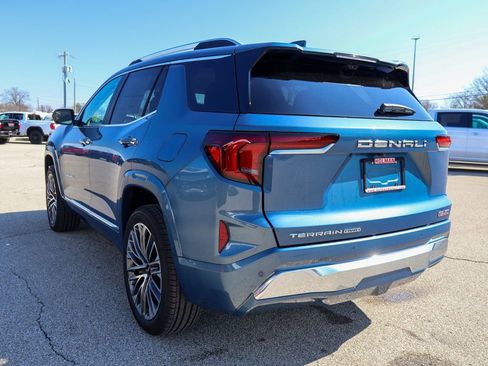 New 2026 GMC Terrain Denali w/ LPO, Floor Liner Package image 31