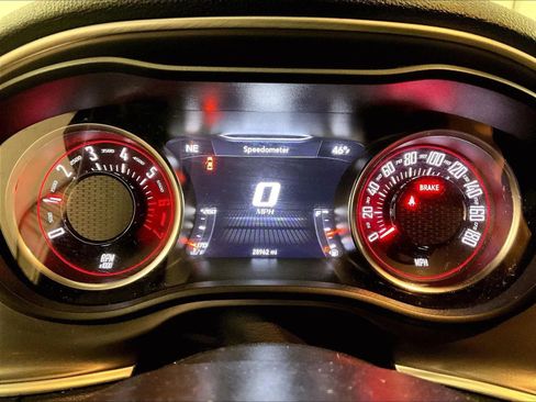 Used 2022 Dodge Challenger R/T Scat Pack w/ Dynamics Package image 19