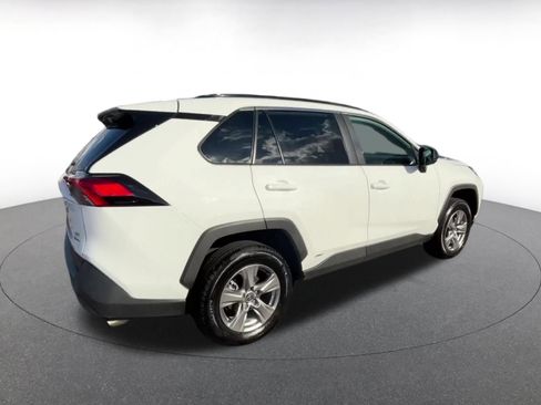 Used 2025 Toyota RAV4 LE image 15