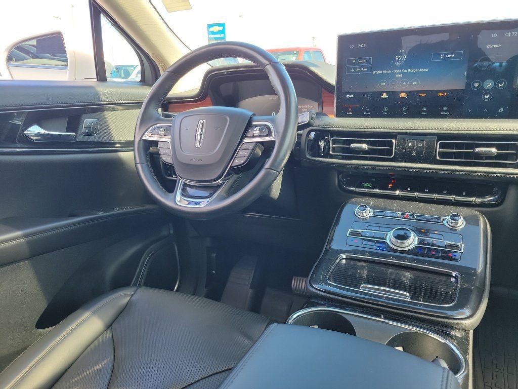 Certified 2023 Lincoln Nautilus Reserve AWD/4WD image 13