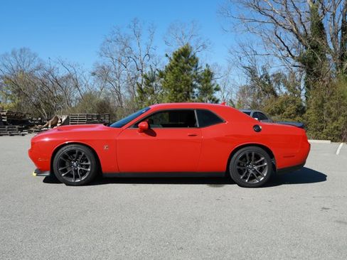 Used 2023 Dodge Challenger R/T Scat Pack image 9