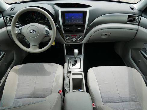 Used 2012 Subaru Forester 2.5X Premium w/ All-Weather Pkg AWD/4WD image 10