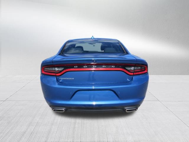 Used 2023 Dodge Charger SXT RWD image 4