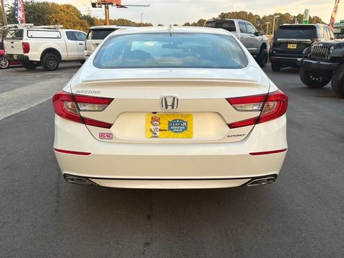 Used 2020 Honda Accord Sport image 4