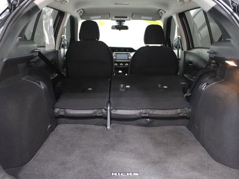 Used 2023 Nissan Kicks S image 14