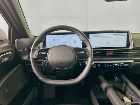 Used 2024 Hyundai Ioniq 6 SE image 17