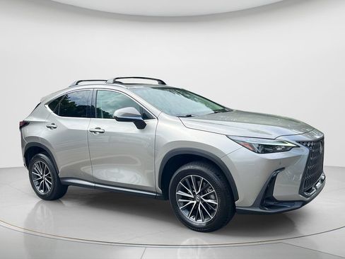 Used 2023 Lexus NX 350 AWD image 2