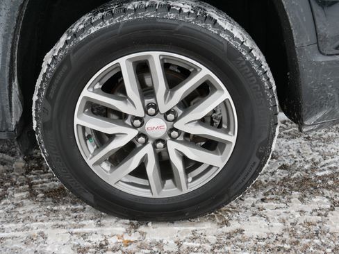 Used 2017 GMC Acadia SLE image 15