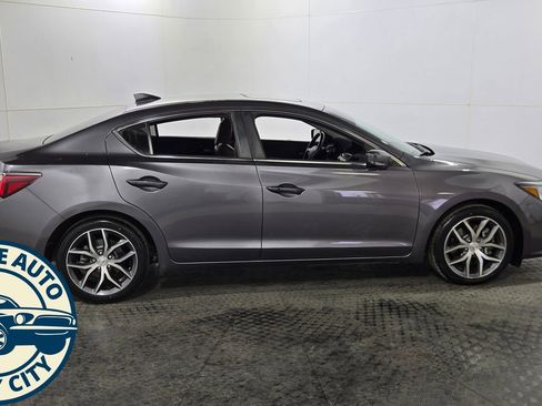 Used 2019 Acura ILX FWD image 8