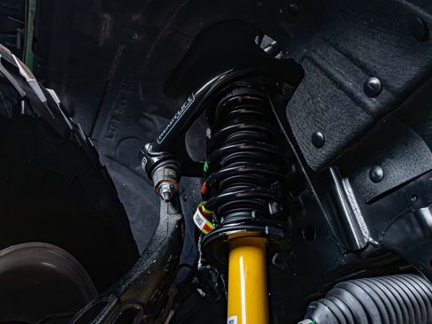 Used 2023 Ford Bronco Badlands image 14