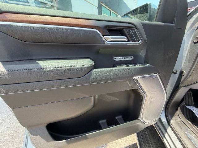 New 2026 GMC Sierra 1500 Denali w/ Denali Reserve Package AWD/4WD image 5