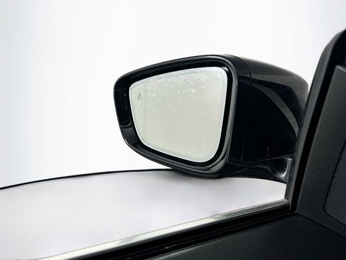 Used 2023 BMW i4 eDrive40 RWD image 16