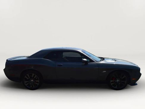 Used 2014 Dodge Challenger SRT8 w/ Harman/Kardon Audio Group RWD image 11