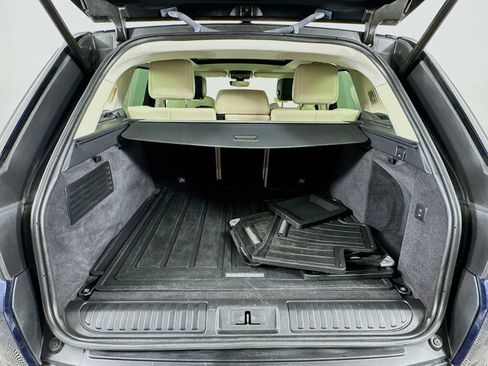 Used 2020 Land Rover Range Rover Sport HSE image 27