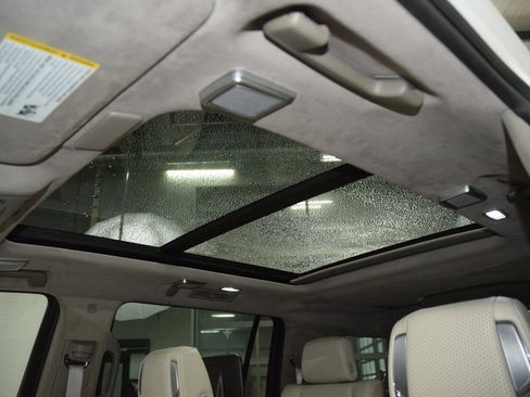 Used 2023 Cadillac Escalade ESV Premium Luxury Platinum w/ Heavy-Duty Trailer Package image 51