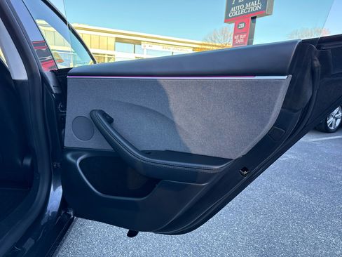 Used 2025 Tesla Model 3 Long Range image 22