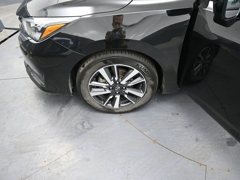 Used 2025 Nissan Versa SV FWD image 13