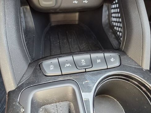 Used 2024 Chevrolet TrailBlazer LS w/ LS Convenience Package FWD image 26