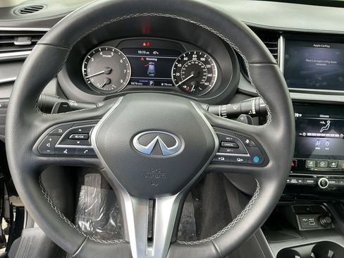 Certified 2025 INFINITI QX50 Pure image 15