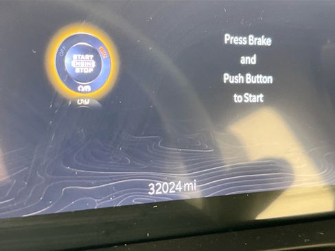 Used 2023 Jeep Grand Cherokee Limited AWD/4WD image 12