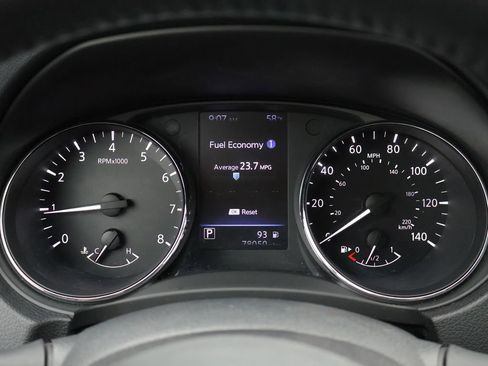 Used 2019 Nissan Rogue SV w/ Premium Package AWD/4WD image 51