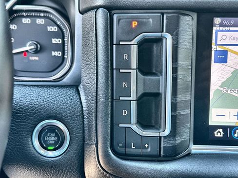 Certified 2021 GMC Yukon Denali image 16