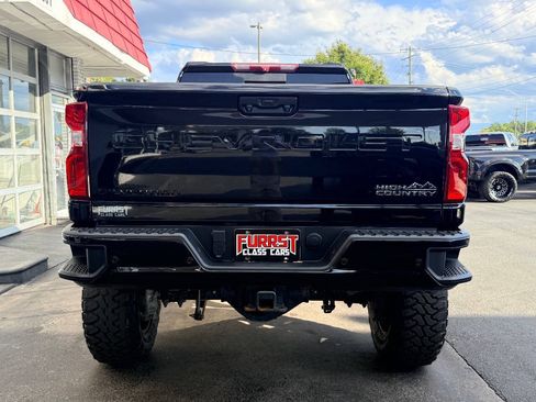 Used 2023 Chevrolet Silverado 2500 High Country w/ Z71 Off-Road Package AWD/4WD image 5