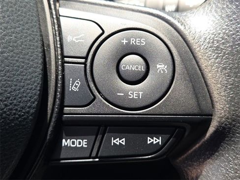 Used 2024 Toyota RAV4 XLE image 25