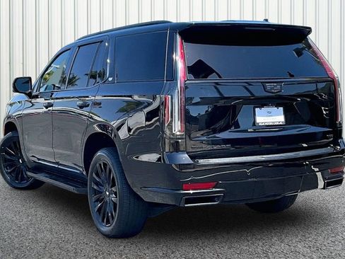 Used 2023 Cadillac Escalade Premium Luxury w/ Performance Package AWD/4WD image 23