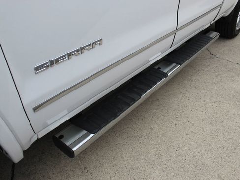 Used 2015 GMC Sierra 1500 SLT w/ SLT Crew Cab Value Package image 10